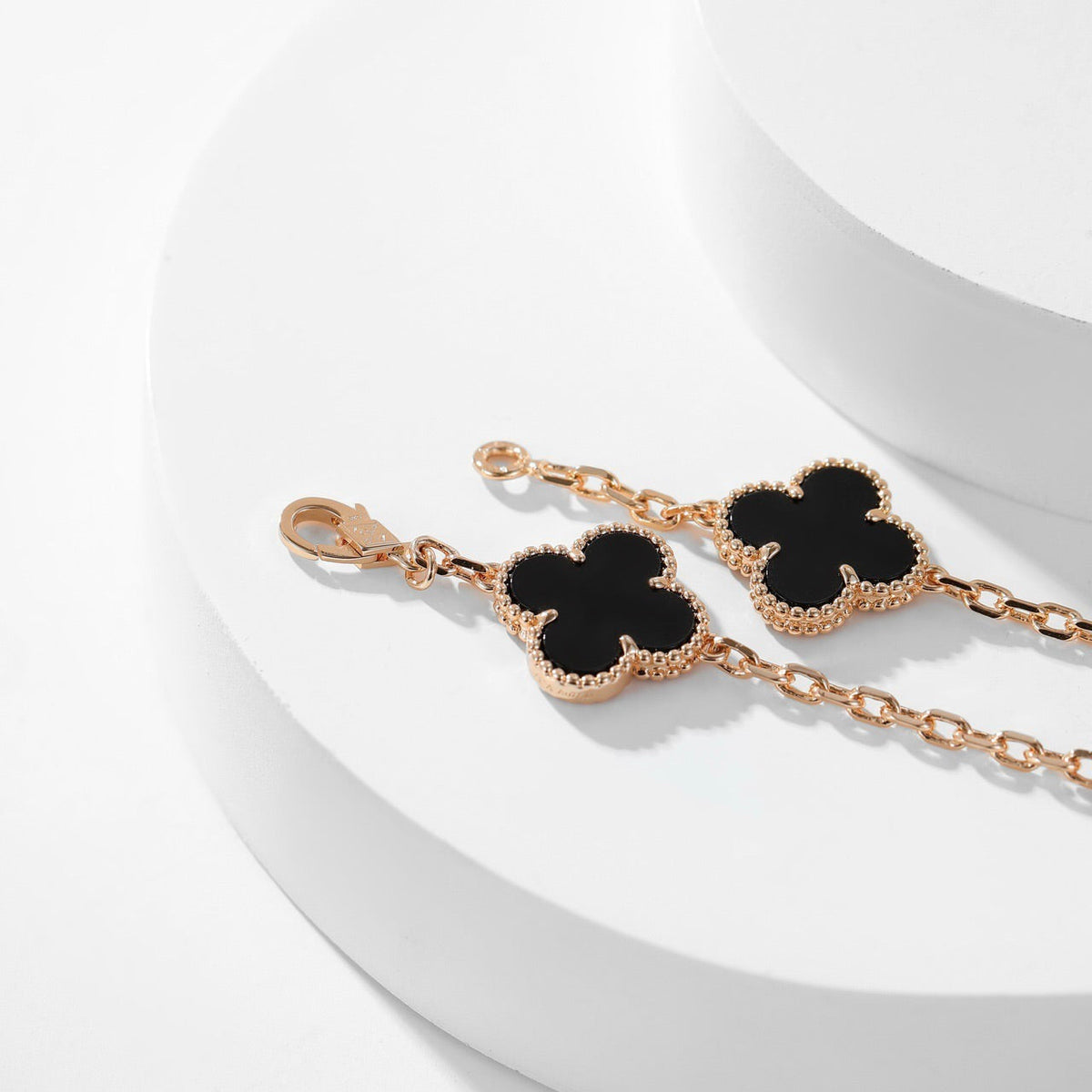 [Elara jewelsry ]CLOVER 10 MOTIFS ONYX NECKLACE