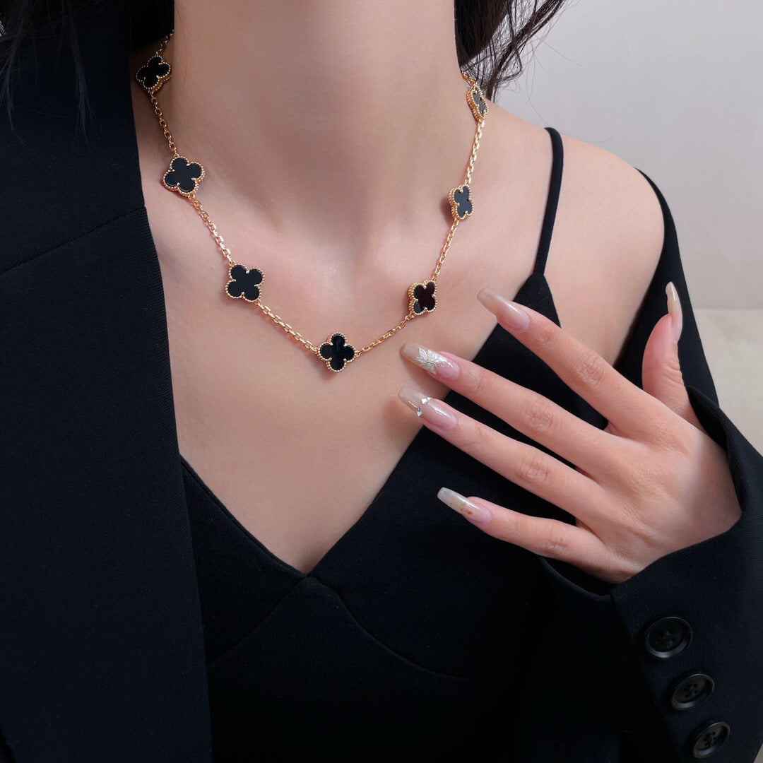 [Elara jewelsry ]CLOVER 10 MOTIFS ONYX NECKLACE