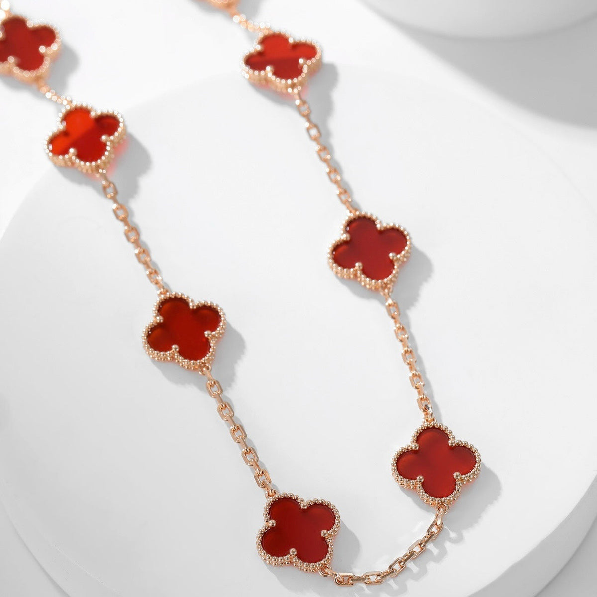 [Elara jewelsry ]CLOVER 10 MOTIFS CARNELIAN NECKLACE