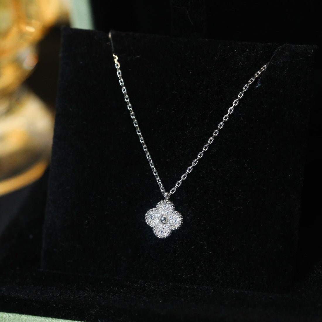 [Elara jewelsry ]CLOVER MINI 9.5MM PENDANT DIAMOND NECKLACE