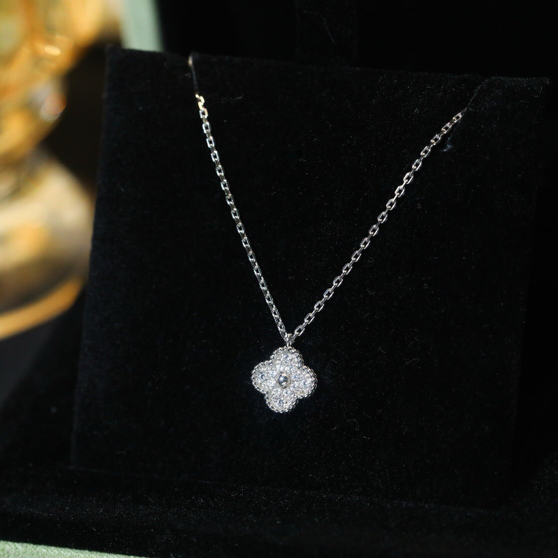 [Elara jewelsry ]CLOVER MINI 9.5MM PENDANT DIAMOND NECKLACE