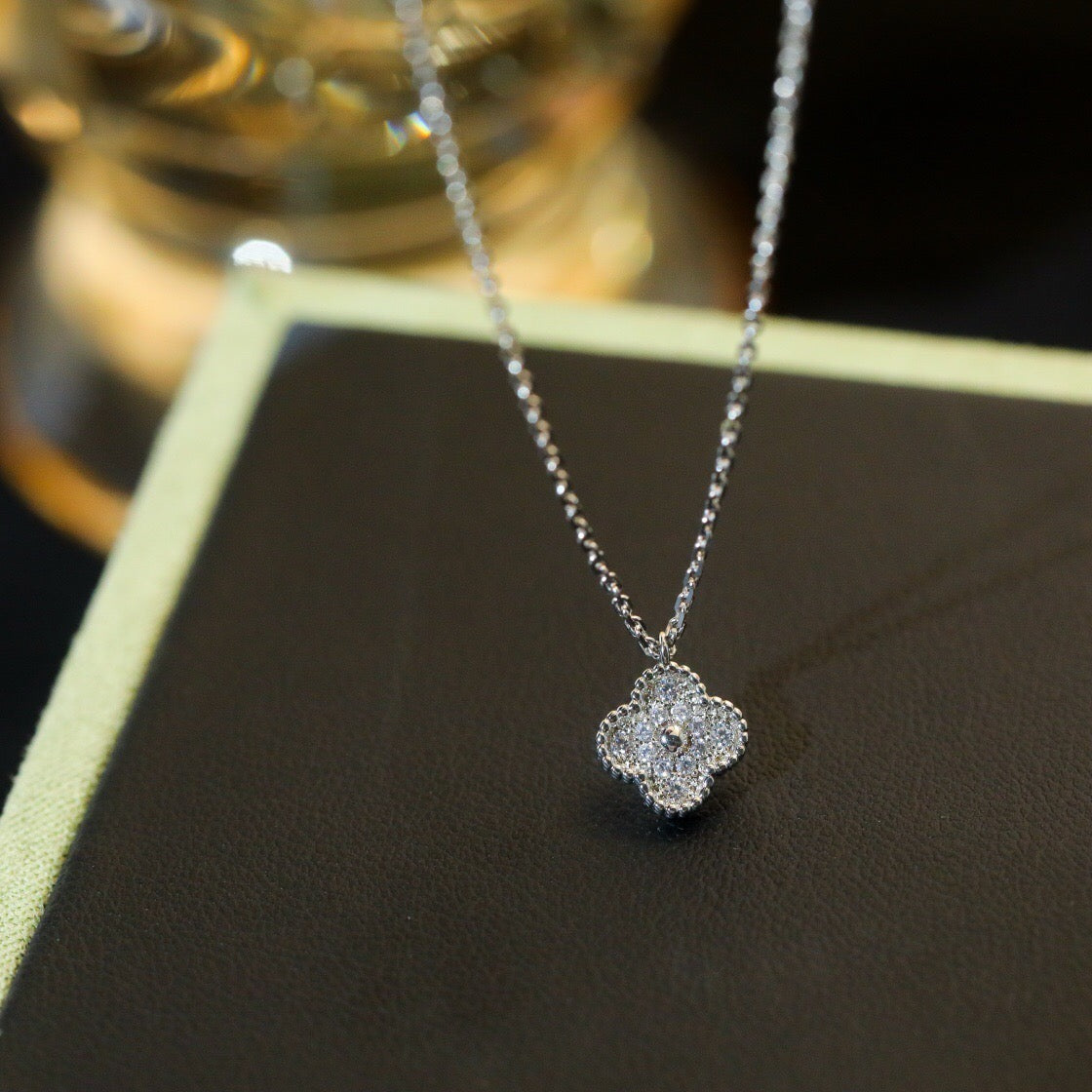 [Elara jewelsry ]CLOVER MINI 9.5MM PENDANT DIAMOND NECKLACE