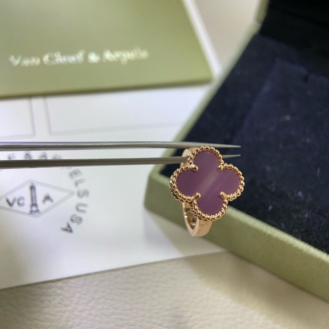 [Elara jewelsry ]CLOVER  PURPLE VIOLET RING
