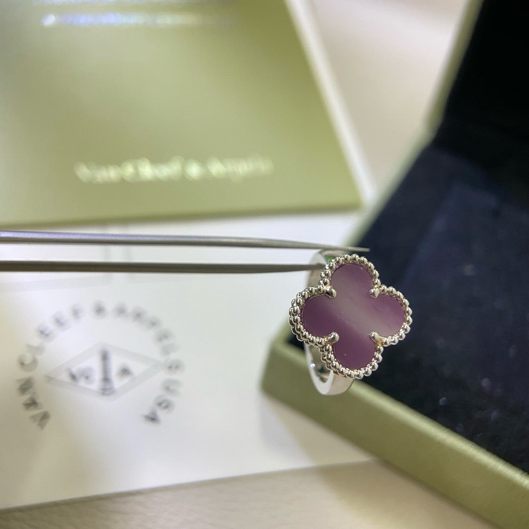 [Elara jewelsry ]CLOVER  PURPLE VIOLET RING