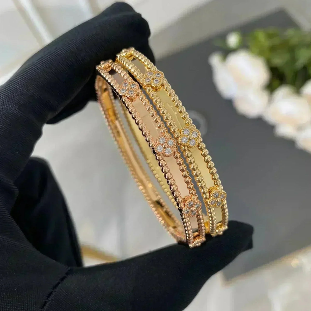 [Elara jewelsry ]CLOVER BRACELET 4MM DIAMONDS