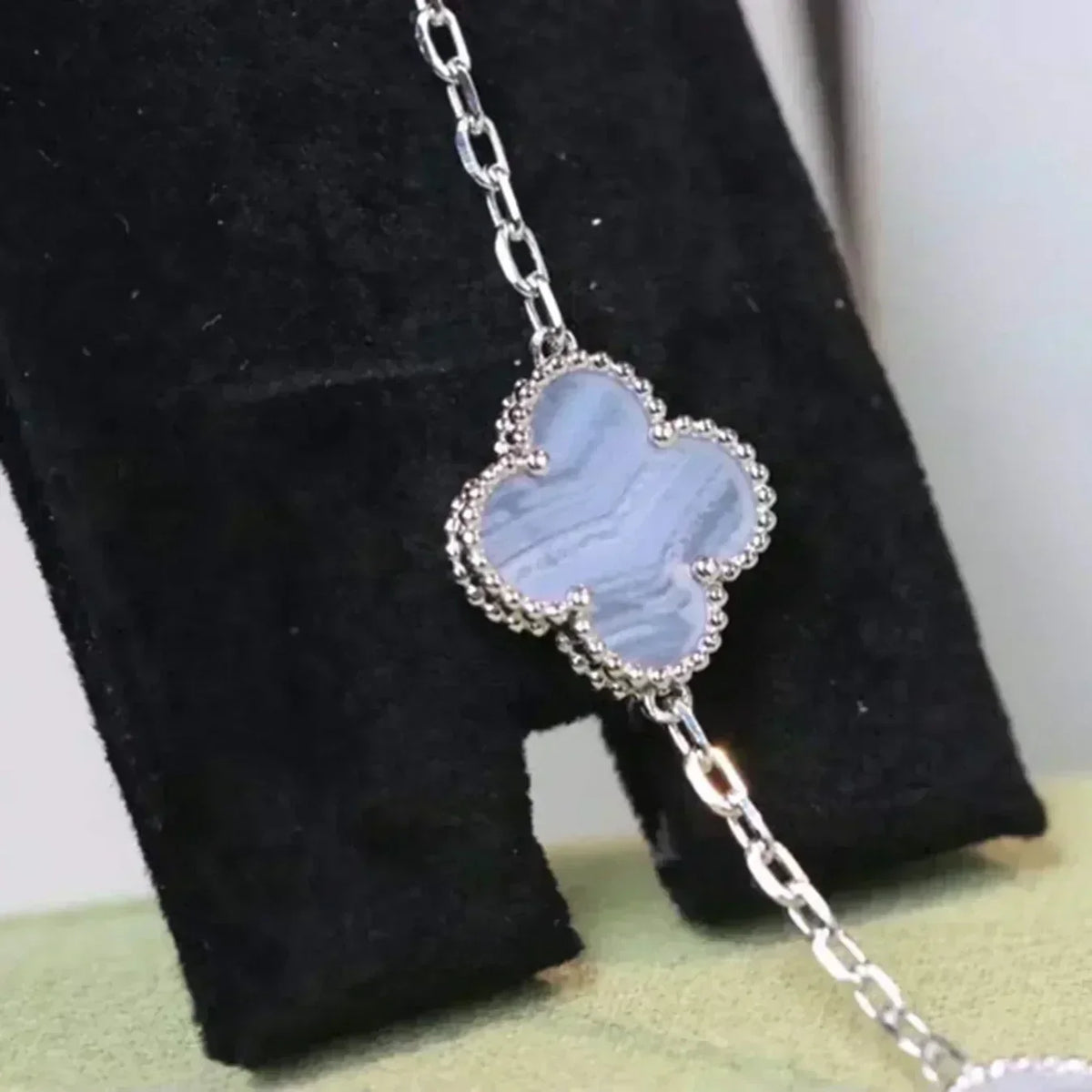 [Elara jewelsry ] CLOVER 5 MOTIF PURPLE CHALCEDONY BRACELET COLLECTION