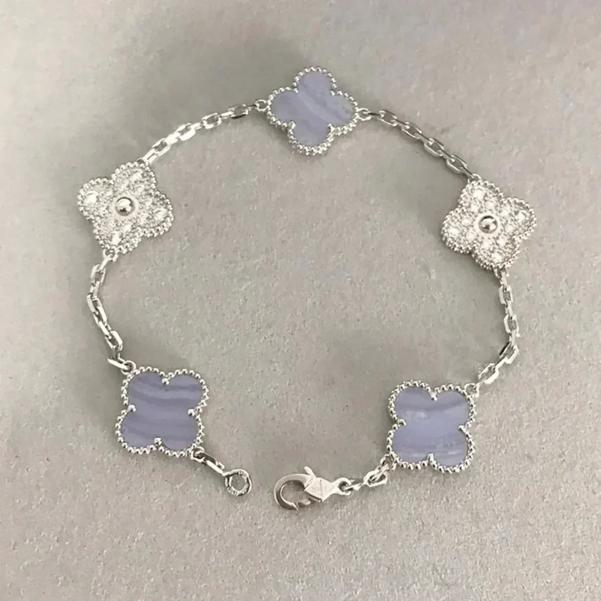 [Elara jewelsry ] CLOVER 5 MOTIF PURPLE CHALCEDONY BRACELET COLLECTION