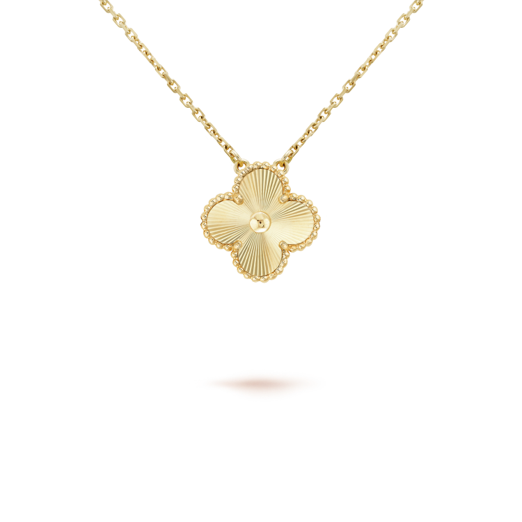 [Elara jewelsry ]CLOVER 15MM LASER NECKLACE