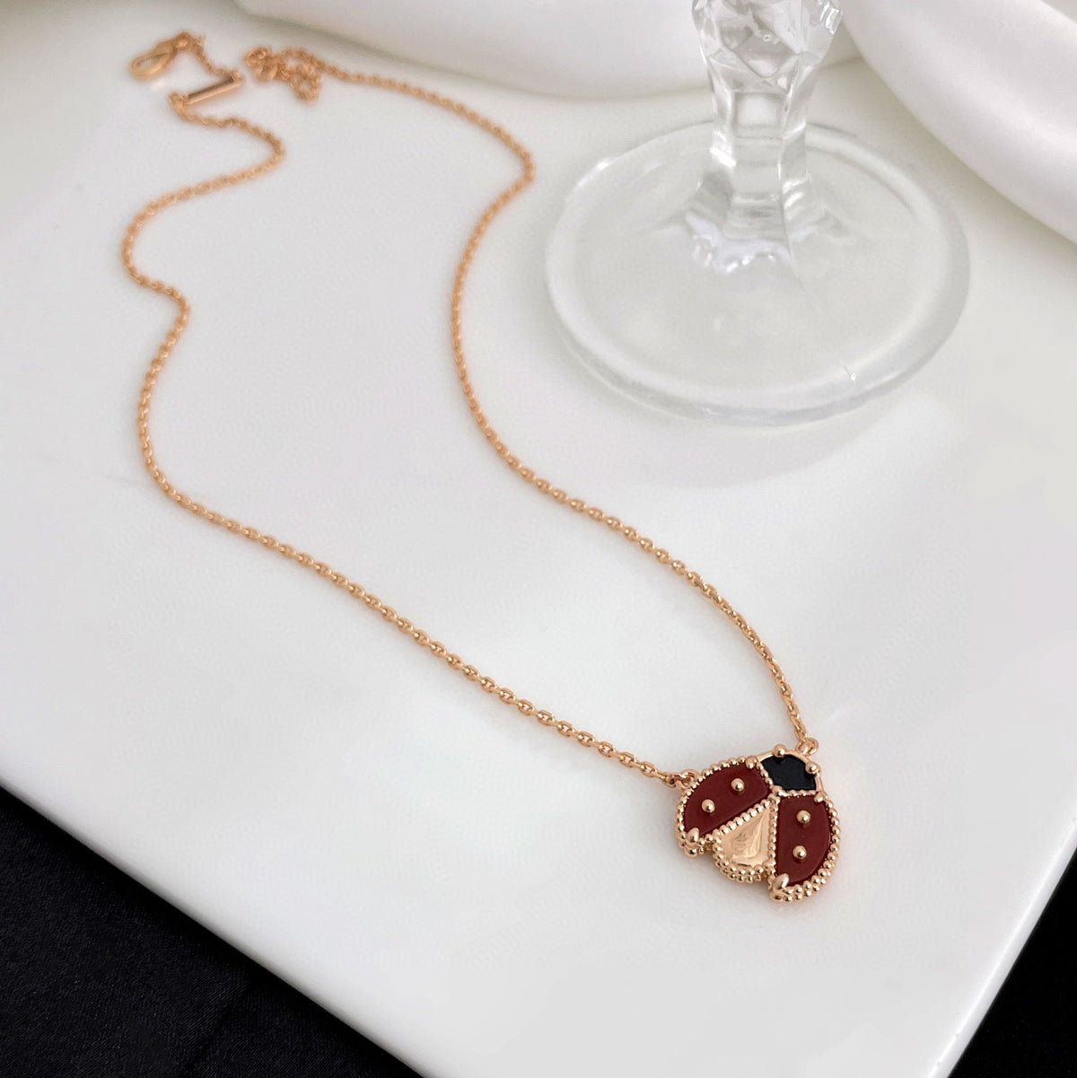 [Elara jewelsry ]LUCKY  CARNELIANS LADYBUG NECKLACE