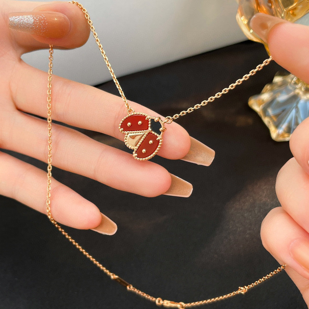 [Elara jewelsry ]LUCKY  CARNELIANS LADYBUG NECKLACE