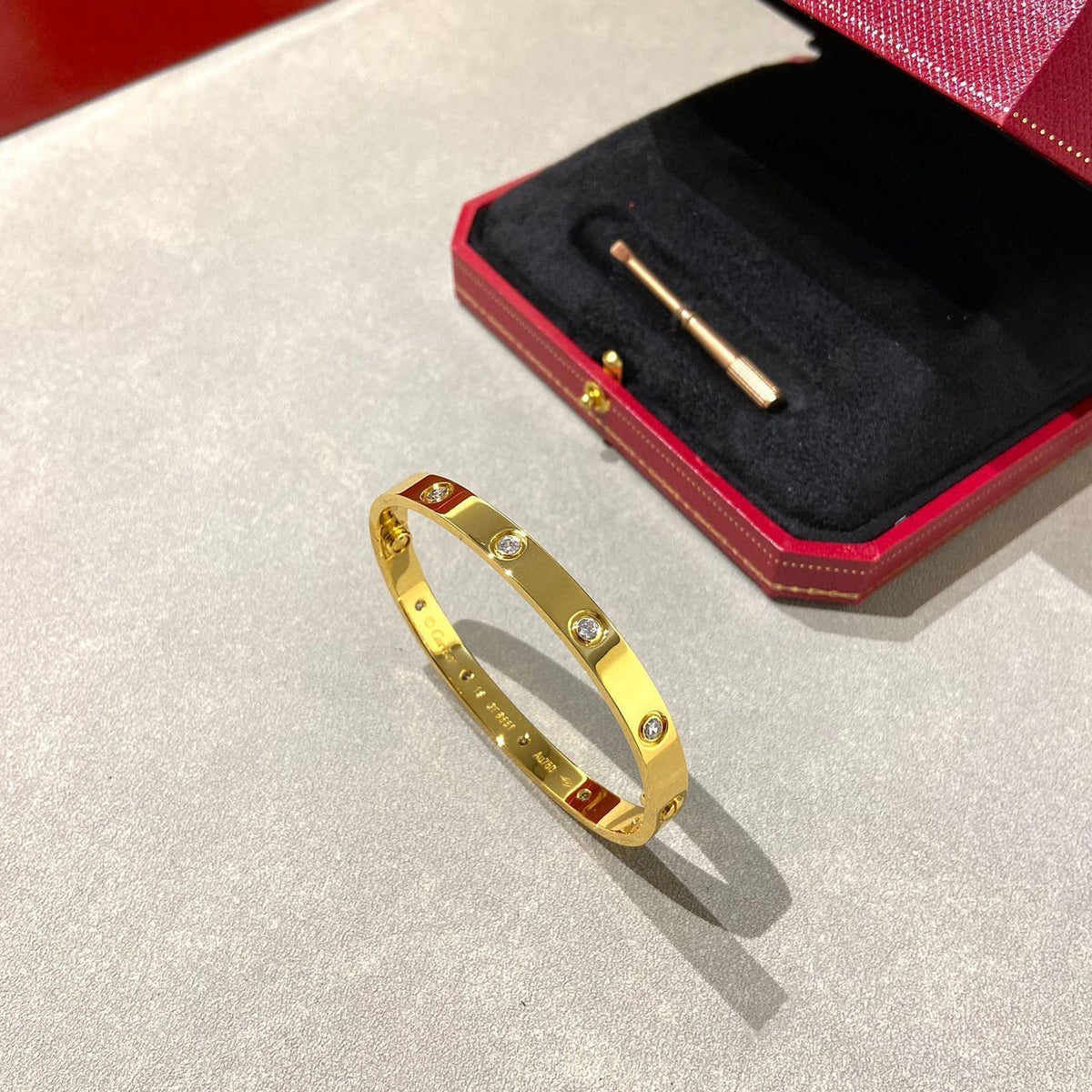 [Elara jewelsry ]LOVE BRACELET 6.1MM 10 DIAMONDS