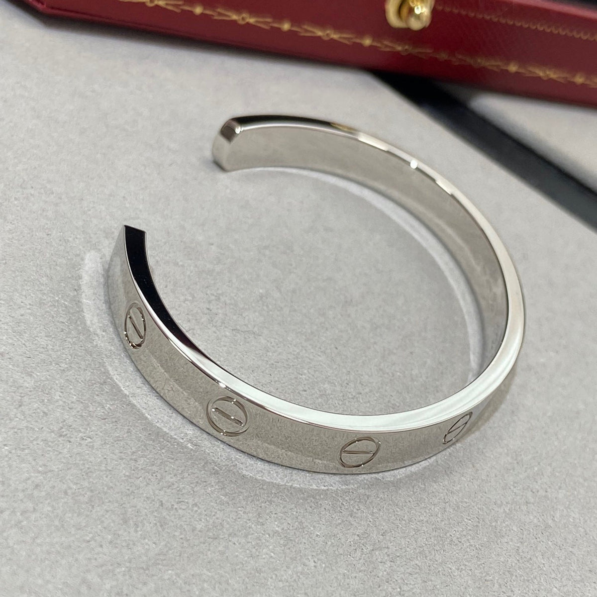 [Elara jewelsry ]LOVE BRACELET 6.1MM 1 DIAMOND OPEN CUFF
