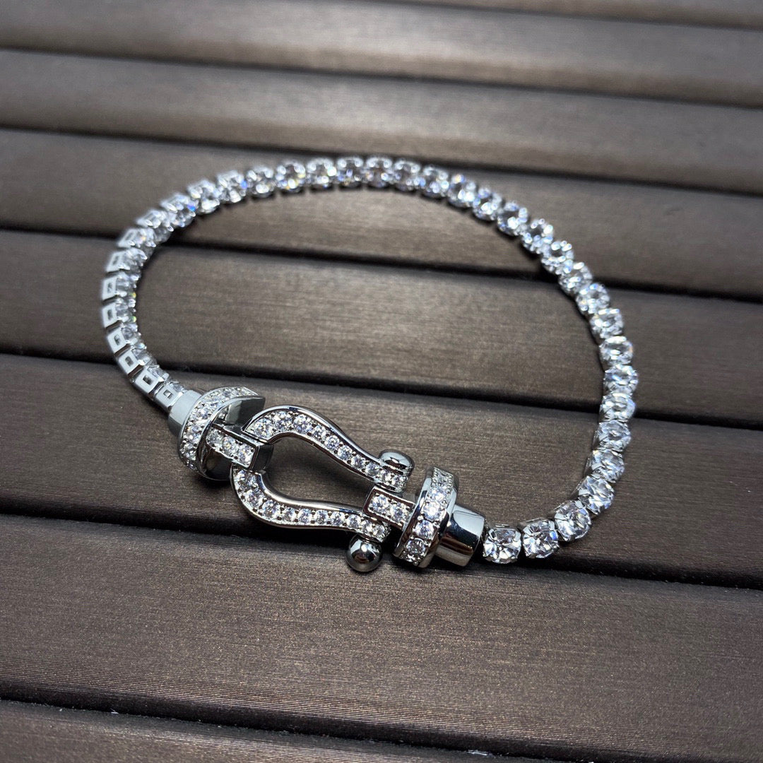 [Elara jewelsry ]FORCE  LARGE HORSESHOE FULL DIAMOND TENNIS BRACELET