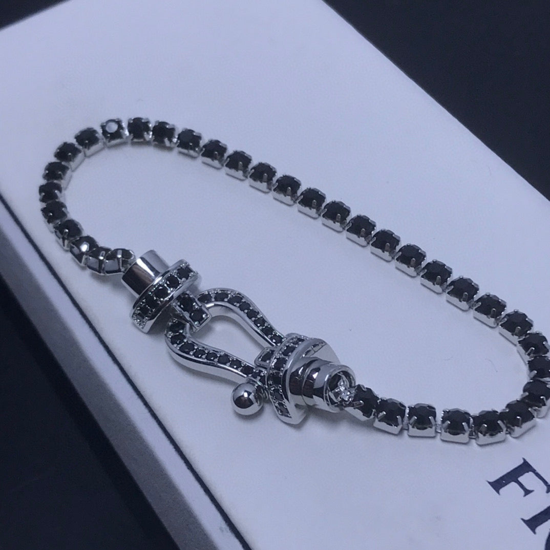 [Elara jewelsry ]FORCE  LARGE HORSESHOE FULL DIAMOND TENNIS BRACELET