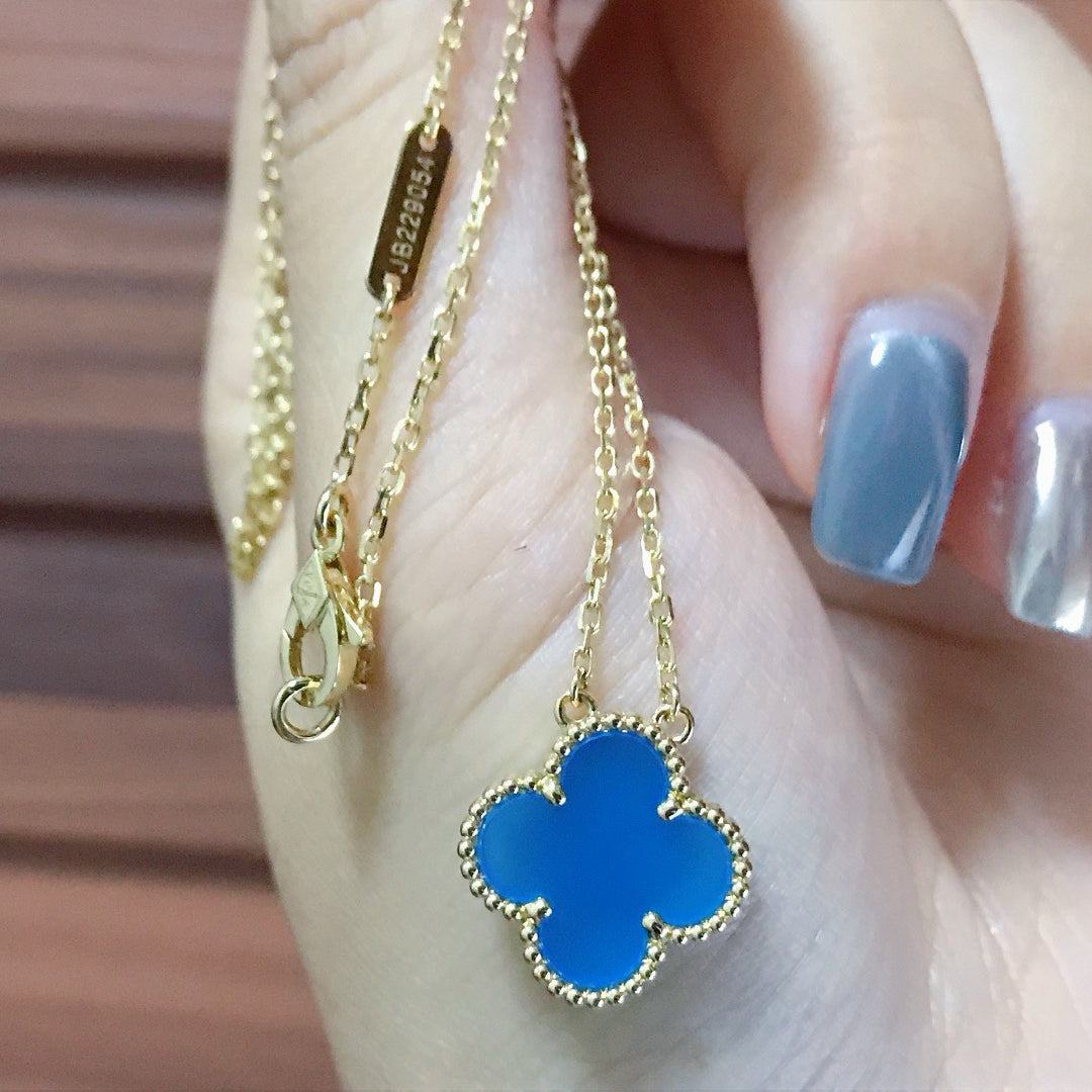 [Elara jewelsry ]CLOVER 15MM BLUE AGATE NECKLACE
