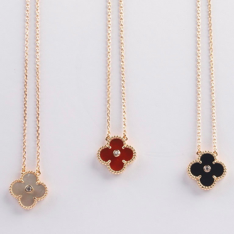 [Elara jewelsry ]CLOVER 15MM DIAMOND CARNELIAN NECKLACE
