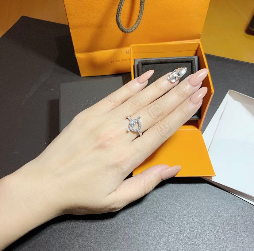 [Elara jewelsry ]ECHAPPEE RING SILVER DIAMOND