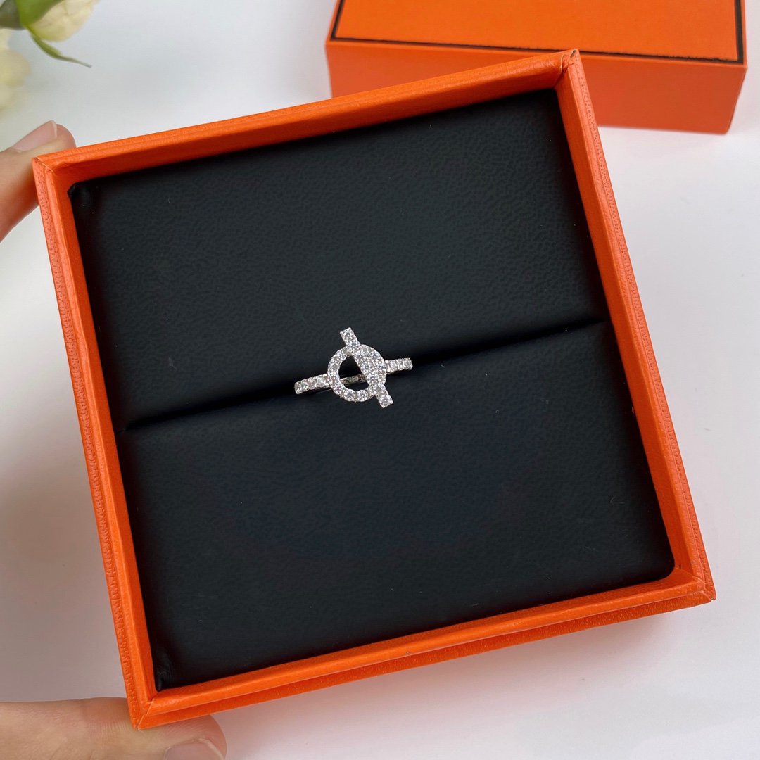 [Elara jewelsry ]ECHAPPEE RING SILVER DIAMOND
