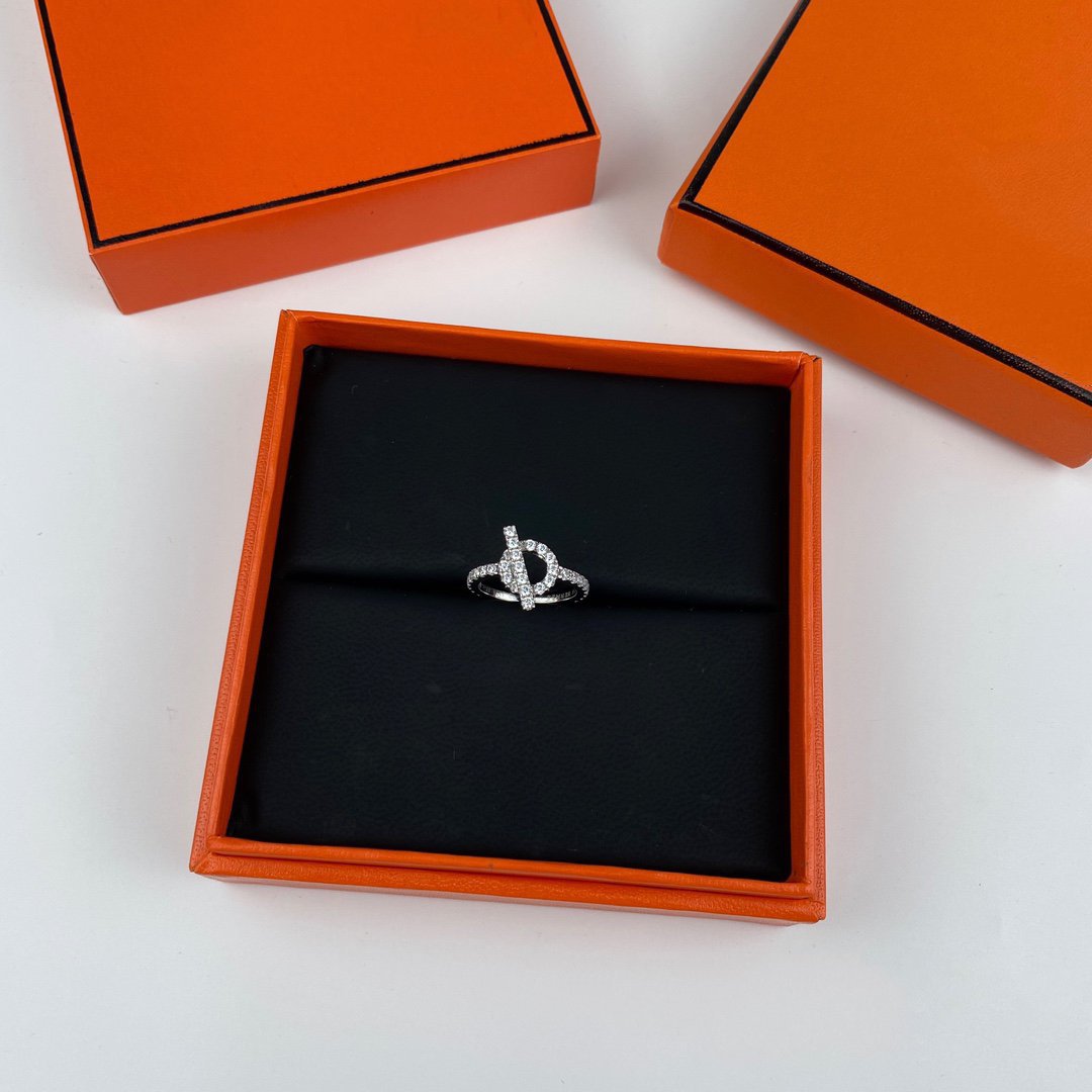 [Elara jewelsry ]ECHAPPEE RING SILVER DIAMOND