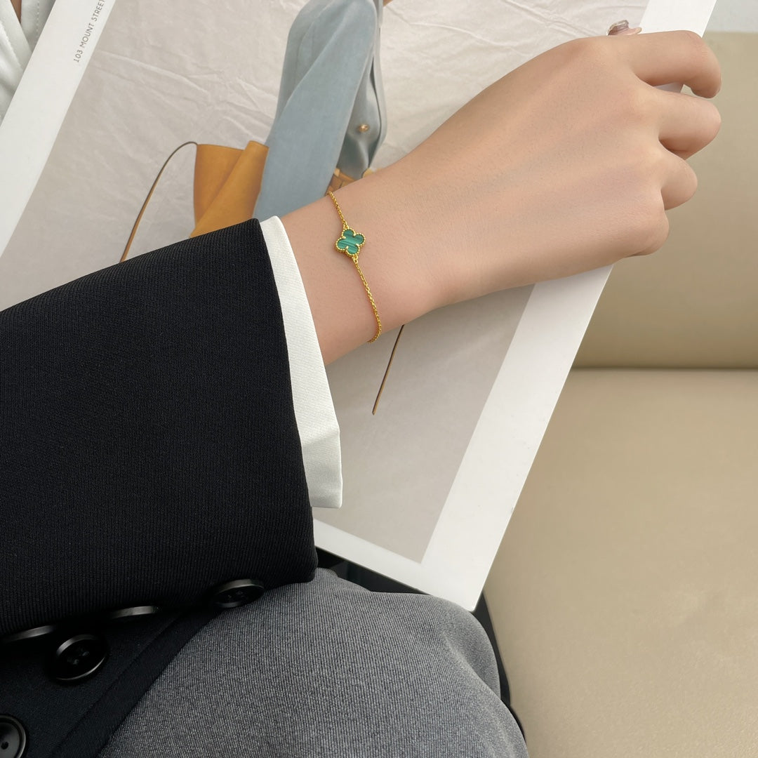 [Elara jewelsry ]CLOVER BRACELET MALACHITE 1 MOTIF