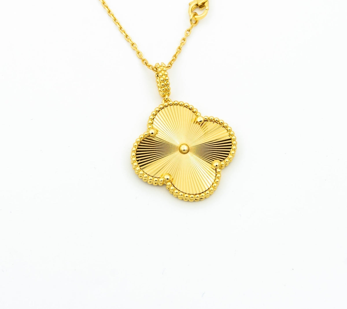 [Elara jewelsry ]CLOVER 25MM PEDANT NECKLACE GOLD