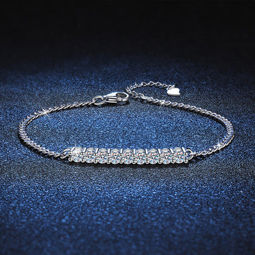 [Elara]SMILING CURVE MOISSANITE BRACELET