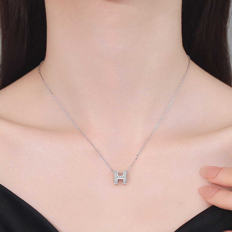 [Elara]FULL-PAVE "H" MOISSANITE PENDANT NECKLACE