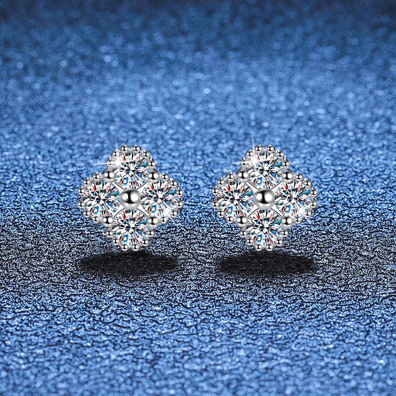 [Elara]ELEGANT FOUR-LEAF CLOVER MOISSANITE STUD EARRINGS