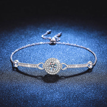[Elara]INTERLOCKING HEART & CIRCLE MOISSANITE BRACELET