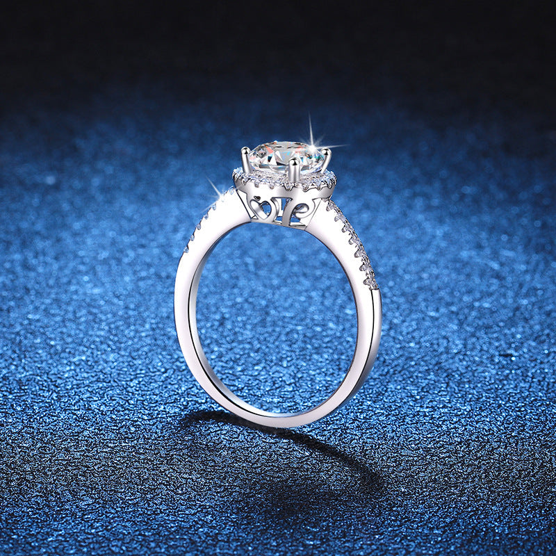 [Elara]RADIANT ROUND HALO MOISSANITE ENGAGEMENT RING