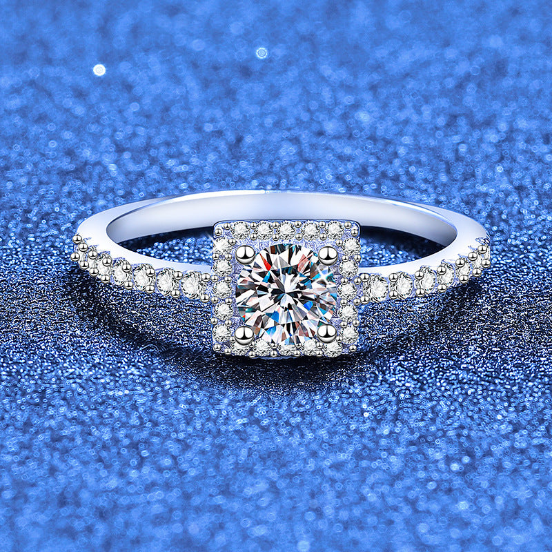[Elara]DAINTY SUGAR-CUBE MOISSANITE RING