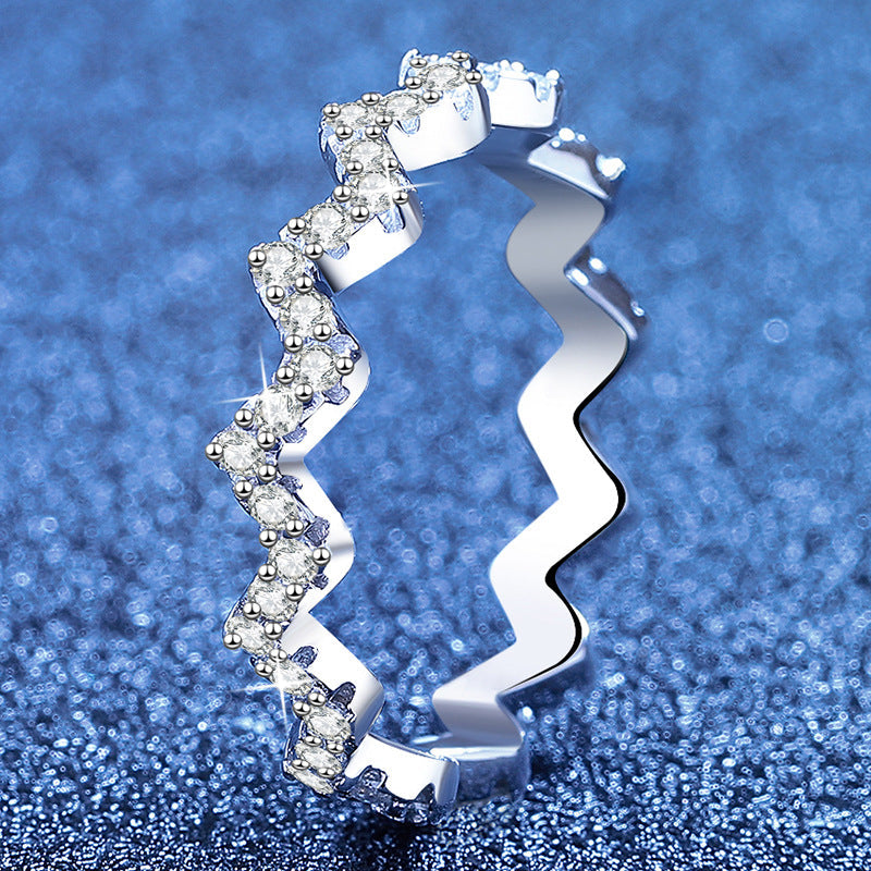 [Elara]CHIC WAVY MOISSANITE ETERNITY RING
