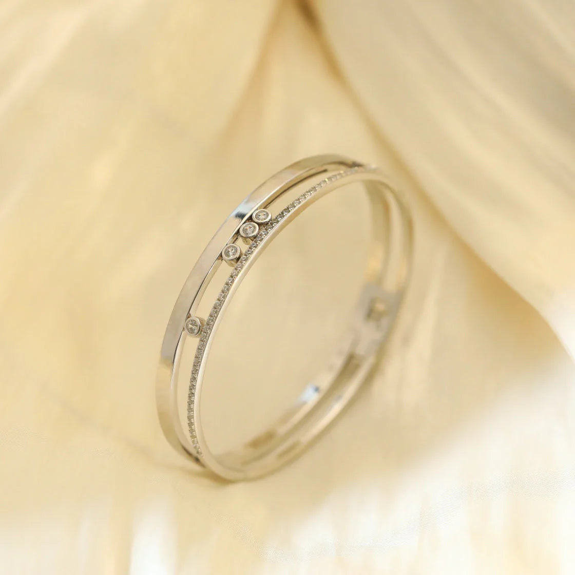 [Elara jewelsry]Move Romane Diamond Bangle Bracelet