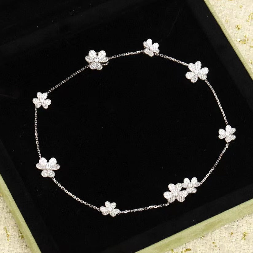 [Elara jewelsry ]FRIVOLE SILVER 9 FLOWERS NECKLACE