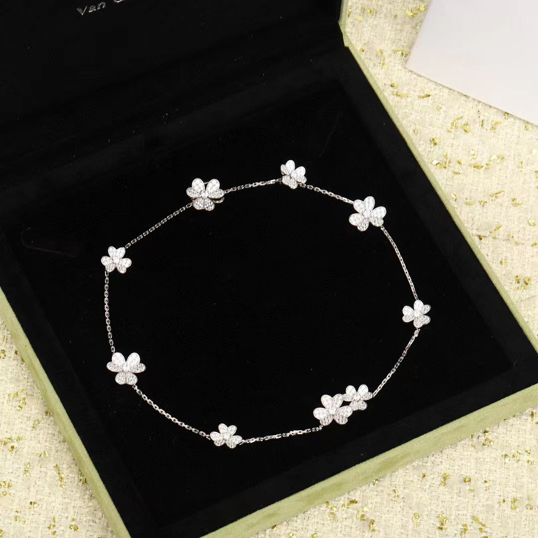 [Elara jewelsry ]FRIVOLE SILVER 9 FLOWERS NECKLACE
