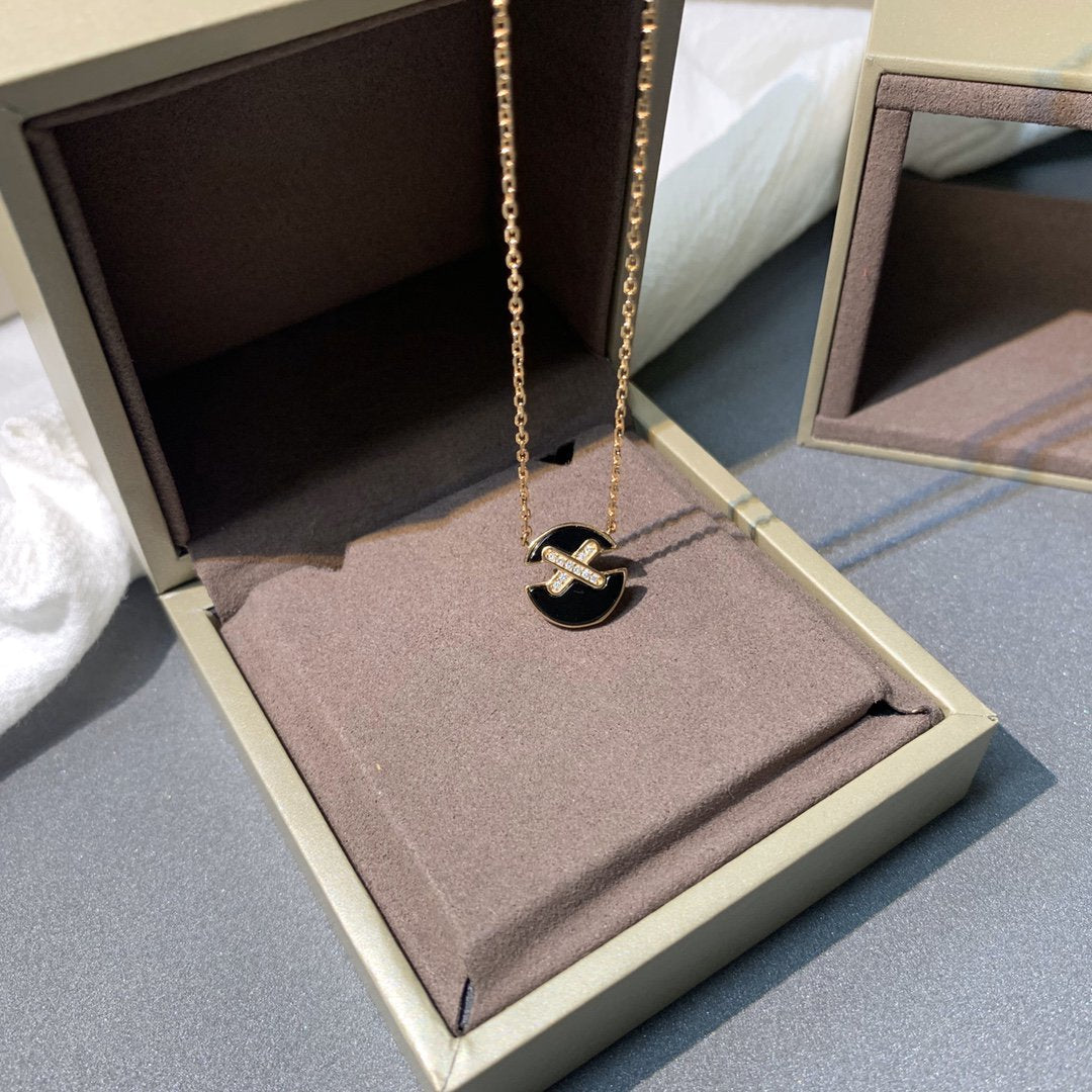 [Elara jewelsry ]JEUX DE PINK GOLD DIAMOND NECKLACE
