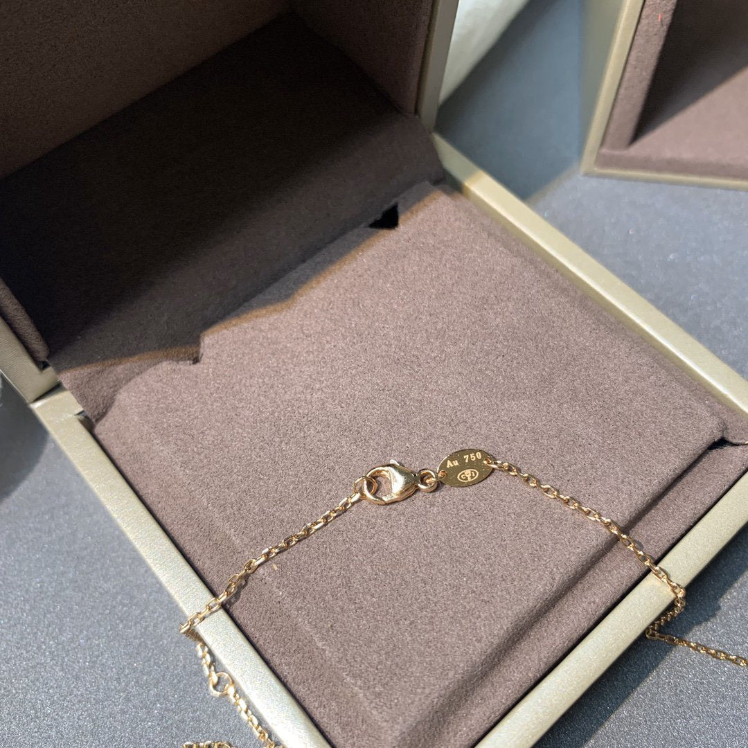 [Elara jewelsry ]JEUX DE PINK GOLD DIAMOND NECKLACE