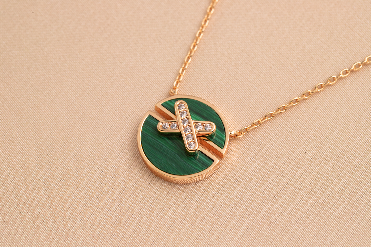 [Elara jewelsry ]JEUX DE PINK GOLD DIAMOND NECKLACE