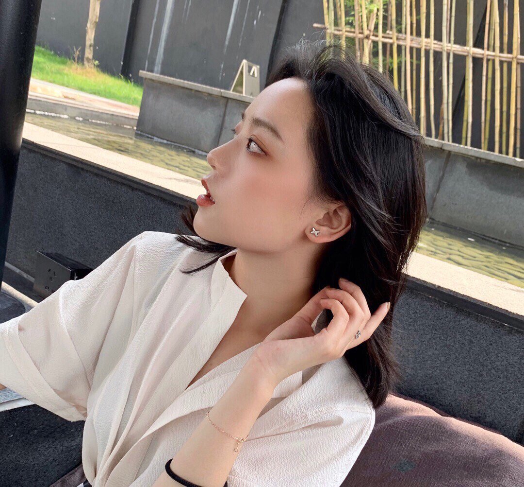 [Elara jewelsry ]JEUX DE WHITE MOP ROSE GOLD DIAMOND EARRINGS
