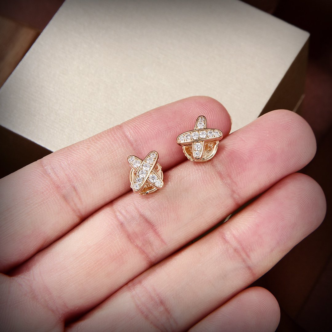 [Elara jewelsry ]JEUX DE GOLD DIAMOND EARRINGS