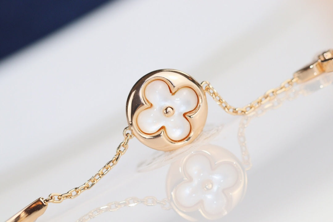[Elara jewelsry ]LEAF CLOVER BRACELET