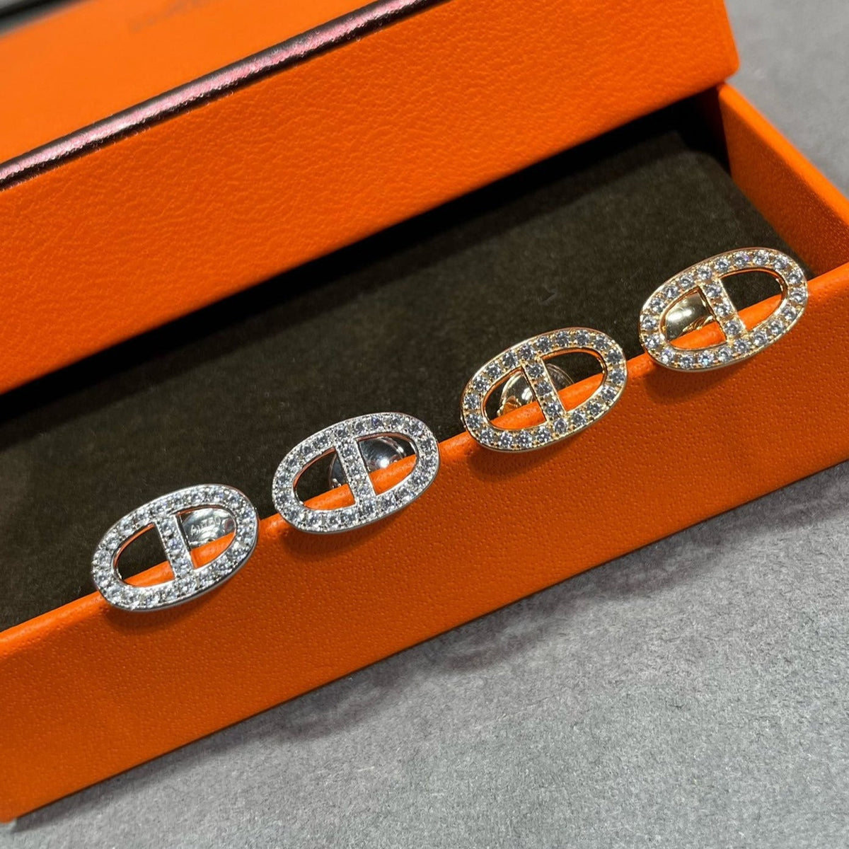 [Elara jewelsry ]HM FULL DIAMOND PIG NOSE STUD EARRINGS