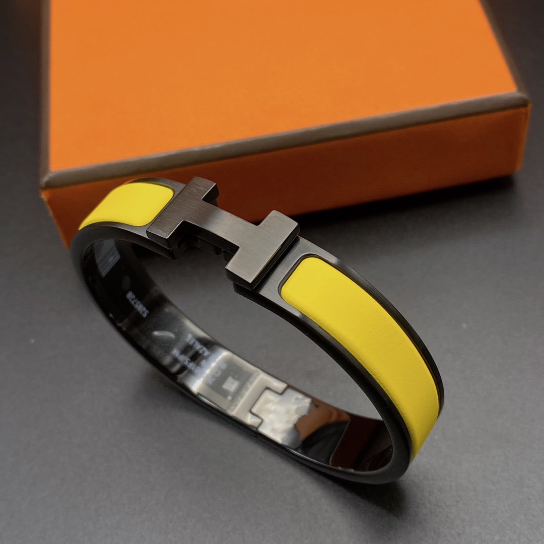 [Elara jewelsry ]CLIC HM SO BLACK YELLOW BRACELET
