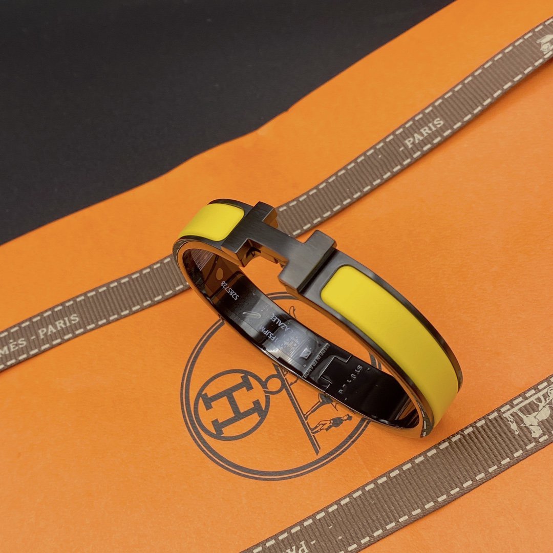 [Elara jewelsry ]CLIC HM SO BLACK YELLOW BRACELET