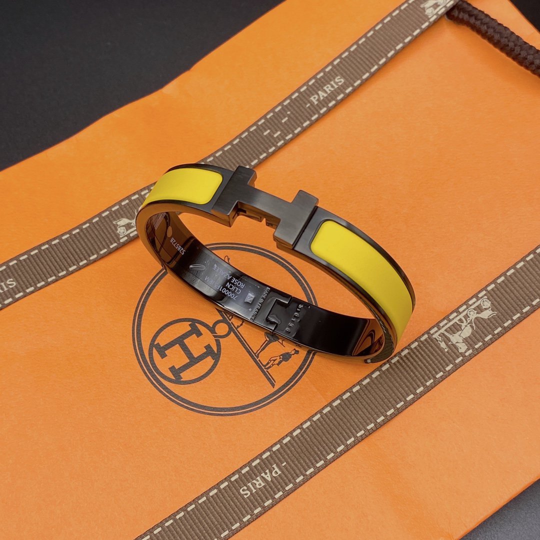 [Elara jewelsry ]CLIC HM SO BLACK YELLOW BRACELET