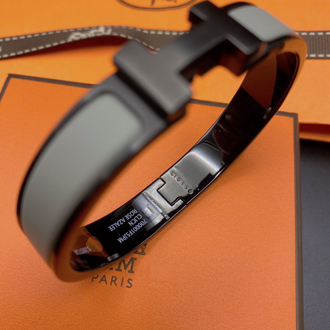 [Elara jewelsry ]CLIC HM SO BLACK GREY BRACELET
