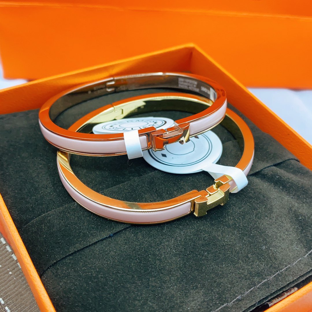 [Elara jewelsry ]CLASSIC HM CLIC  PINK 8MM ENAMEL BRACELET