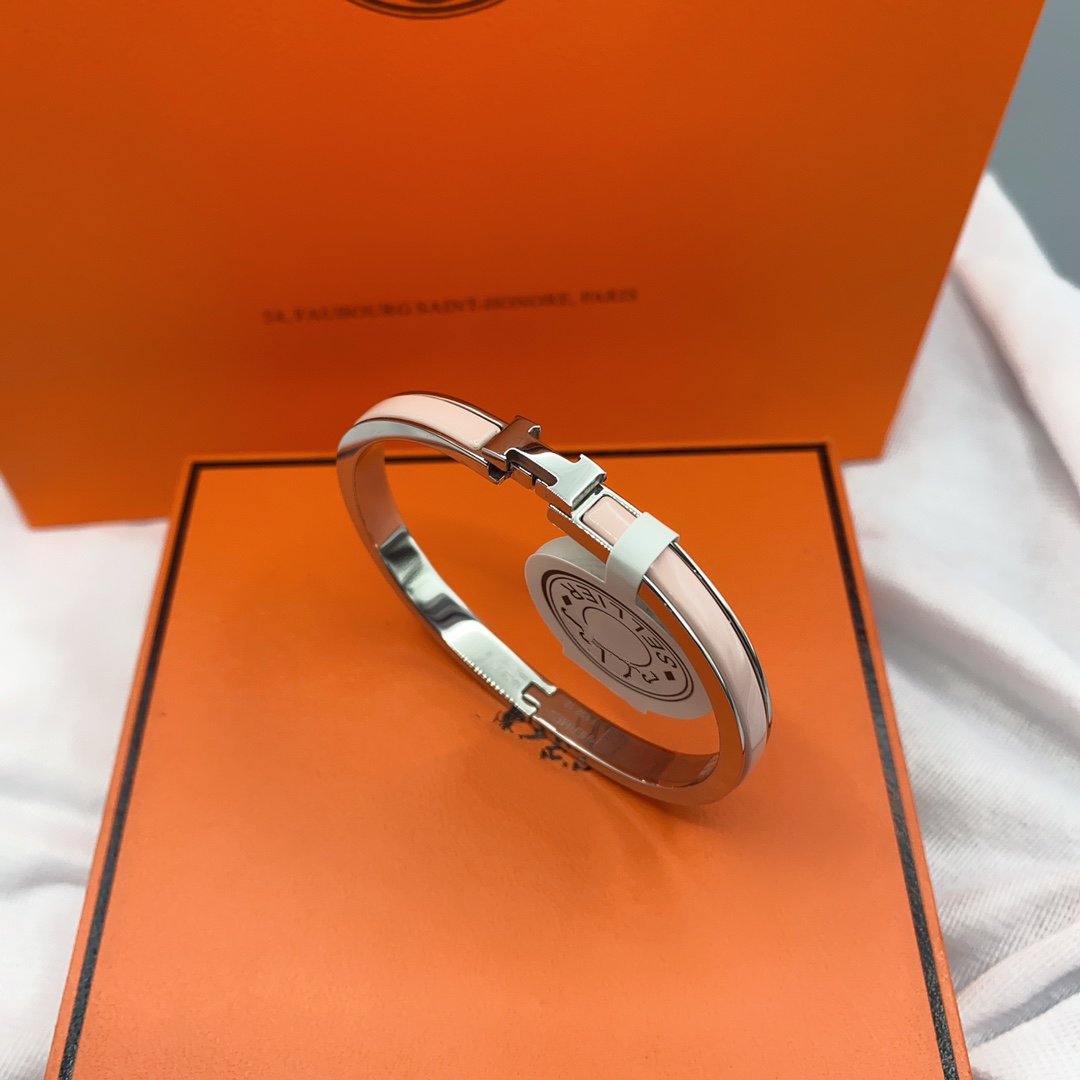 [Elara jewelsry ]CLASSIC HM CLIC  PINK 8MM ENAMEL BRACELET