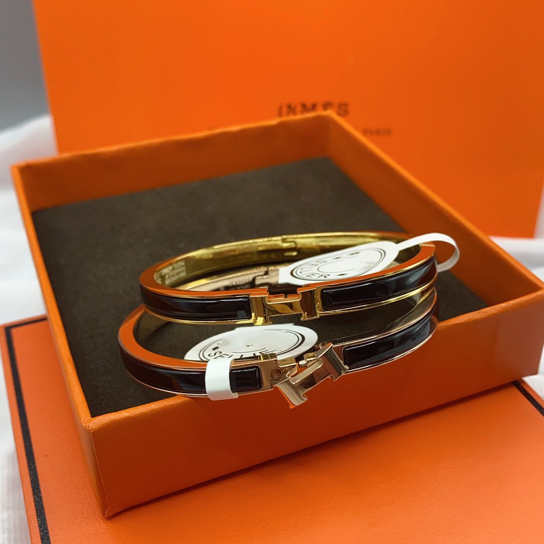 [Elara jewelsry ]CLASSIC HM CLIC BLACK 8MM ENAMEL BRACELET