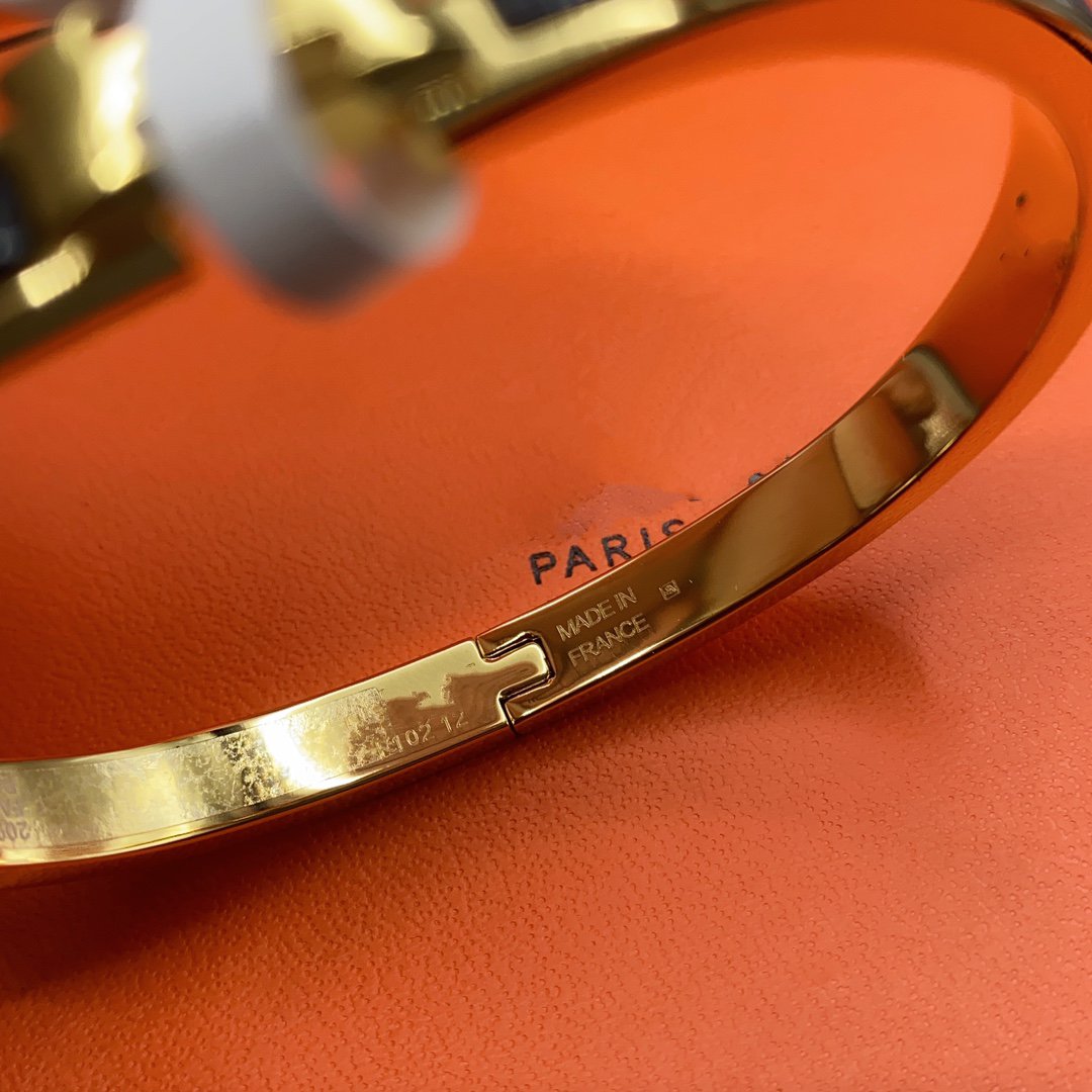 [Elara jewelsry ]CLASSIC HM CLIC BLACK 8MM ENAMEL BRACELET